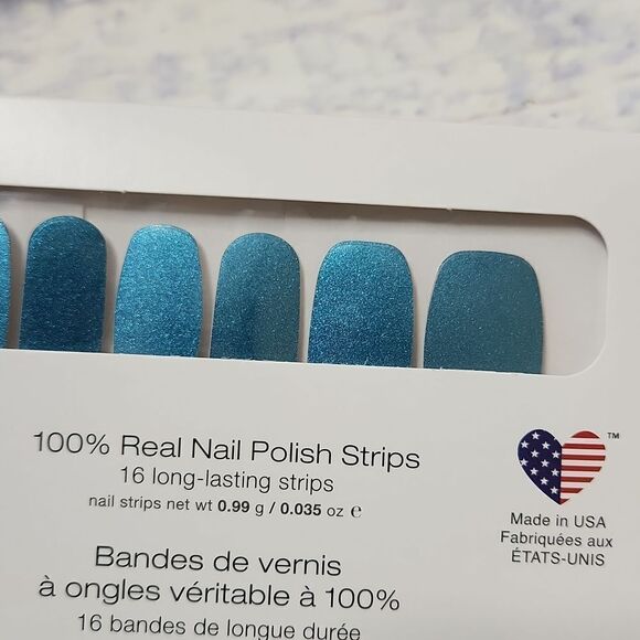 New and sealed Color Street Retired Space Case - Picture 3 of 3